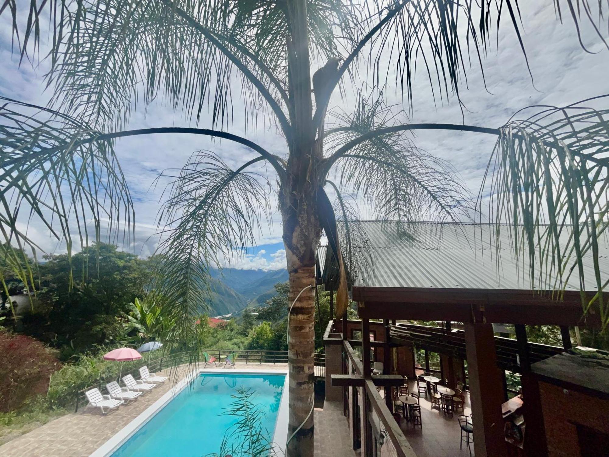 Villa Camila Hostel Coroico Bagian luar foto